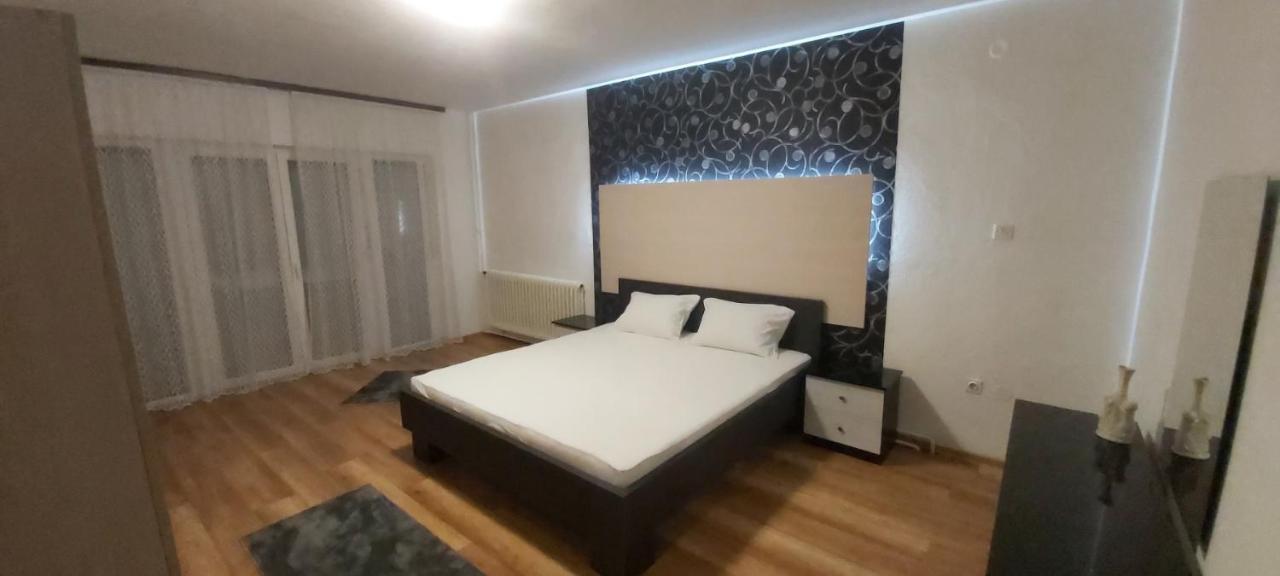 Apartman Excluziv Prijedor Kültér fotó